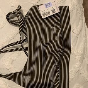 Lululemon energy bra NWT size 6